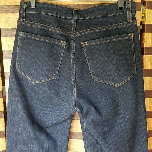 NYDJ Tummy Tuck Jeans - Picture 5 of 6